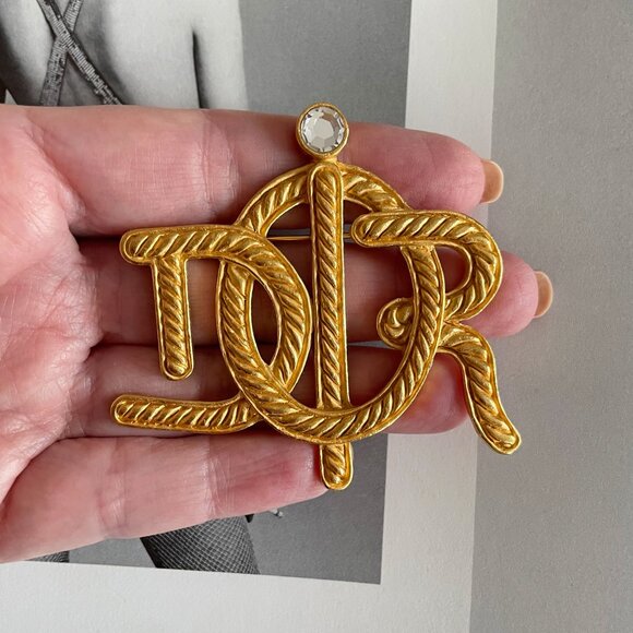 Vintage CHRISTIAN DIOR 80s Large Gold Plated Monogram Rhinestone Signed Brooch - Picture 4 of 8